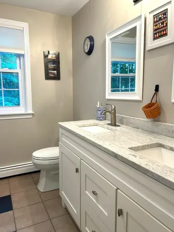 9 Juniper Lane Falmouth ME 04105