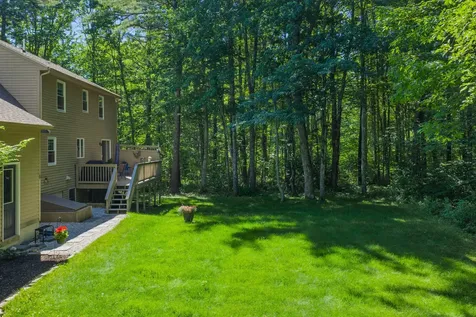 9 Juniper Lane Falmouth ME 04105