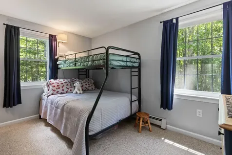 9 Juniper Lane Falmouth ME 04105