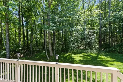 9 Juniper Lane Falmouth ME 04105