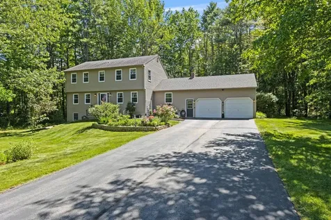 9 Juniper Lane Falmouth ME 04105