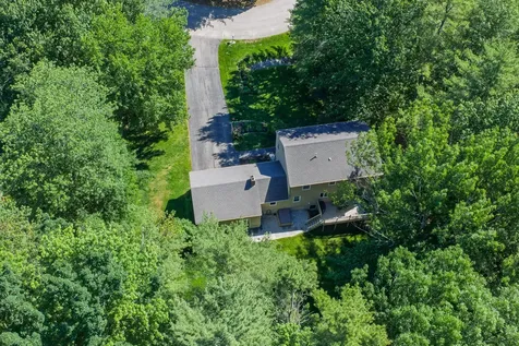 9 Juniper Lane Falmouth ME 04105