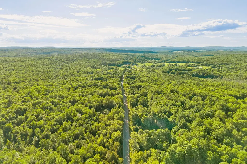 522 Avenue Road Levant ME 04456