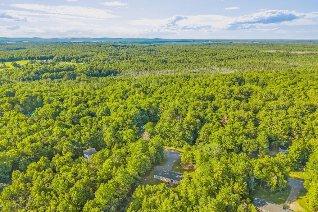 522 Avenue Road Levant ME 04456