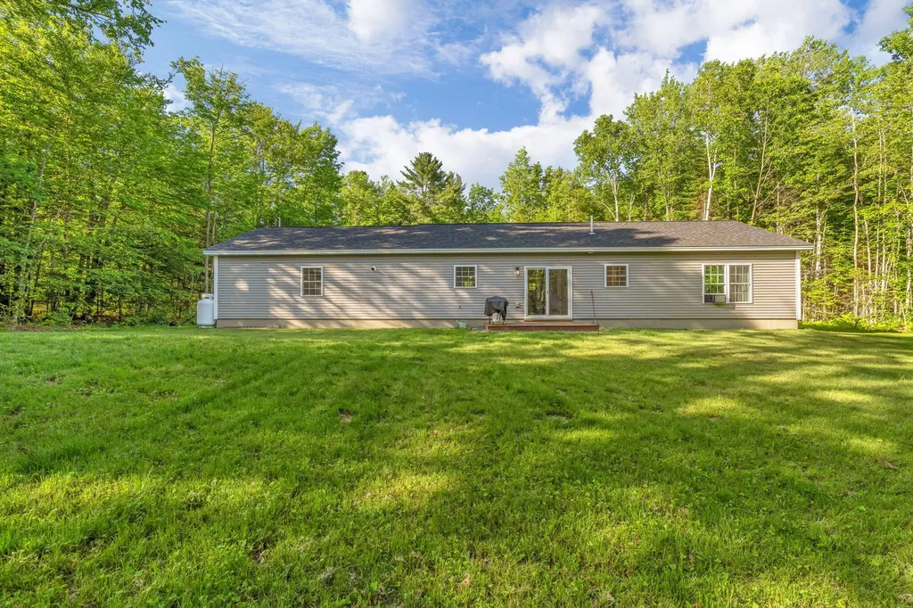522 Avenue Road Levant ME 04456