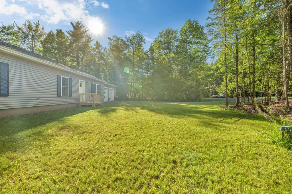 522 Avenue Road Levant ME 04456