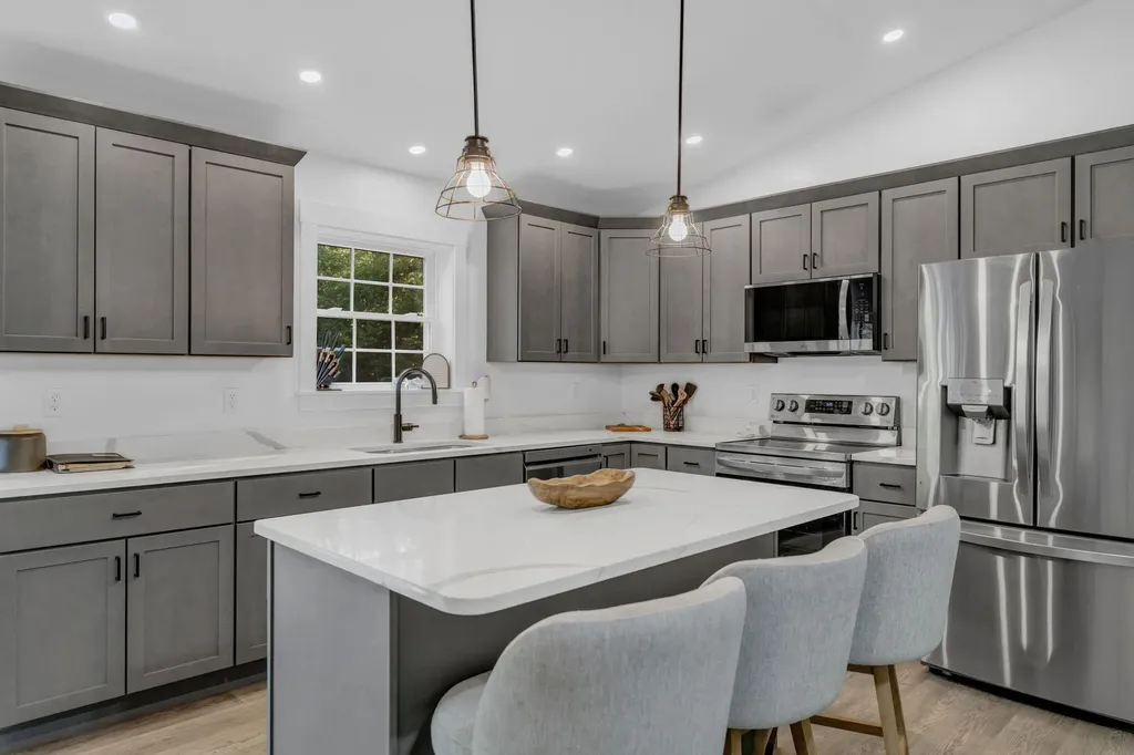 522 Avenue Road Levant ME 04456