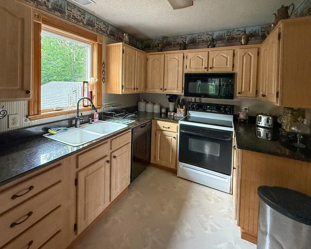 211 Hinckley Hill Road Carmel ME 04419
