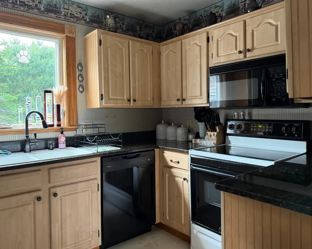 211 Hinckley Hill Road Carmel ME 04419