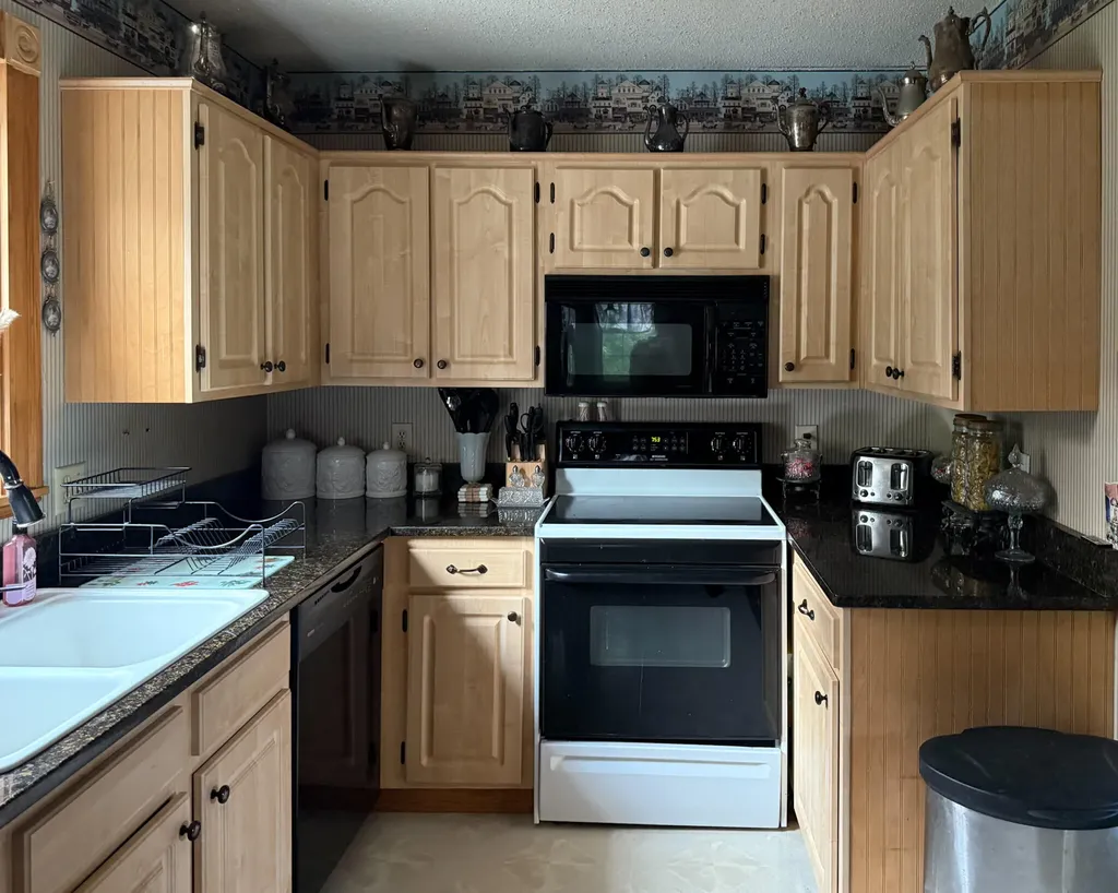211 Hinckley Hill Road Carmel ME 04419