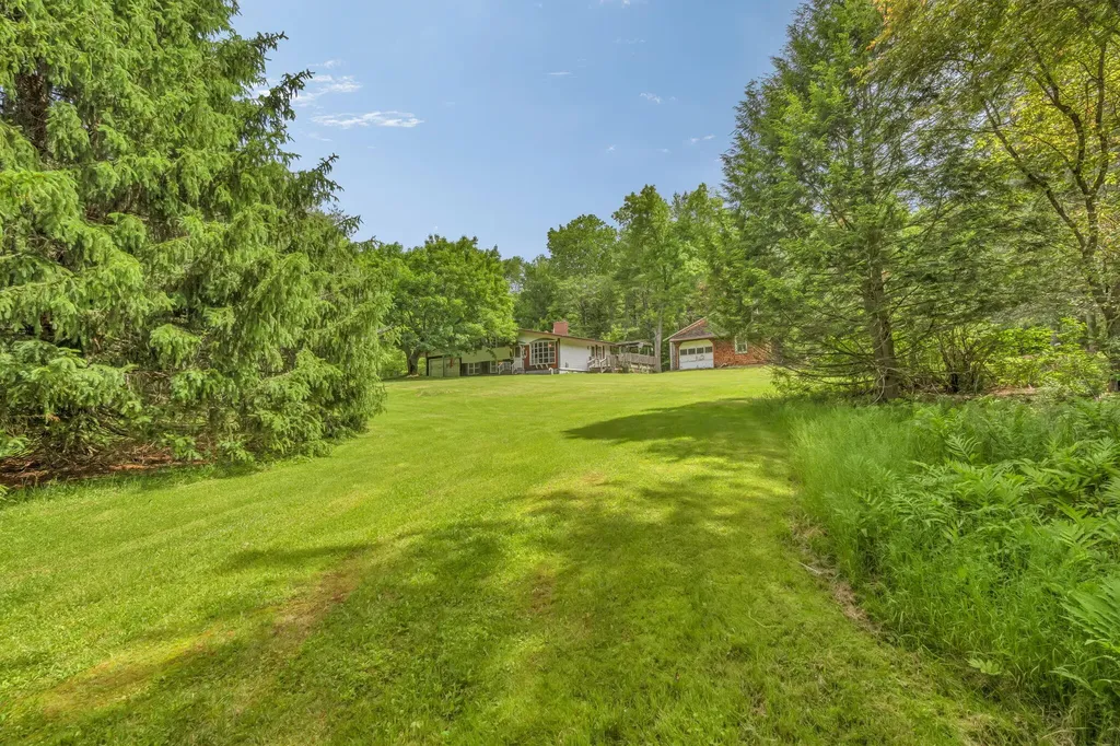 209 Calderwood Road Washington ME 04574