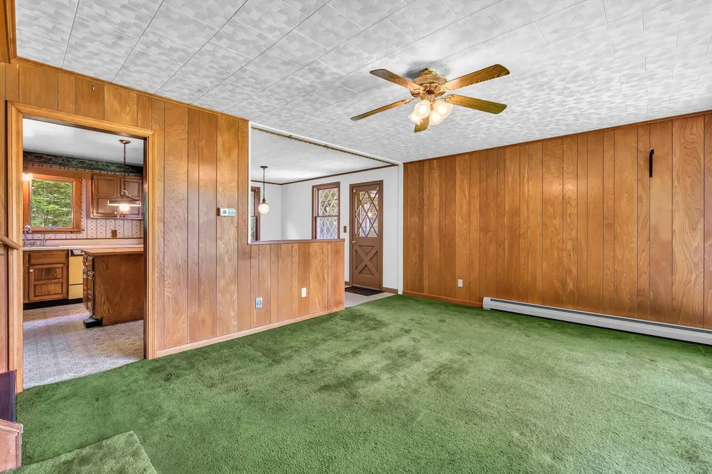 209 Calderwood Road Washington ME 04574