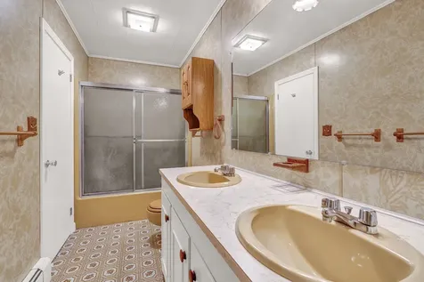 209 Calderwood Road Washington ME 04574
