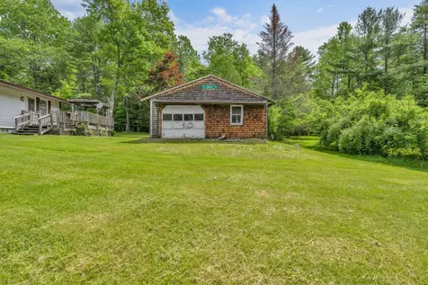 209 Calderwood Road Washington ME 04574
