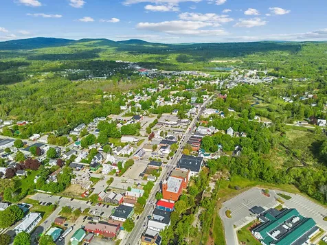 7&8, A&b Pleasant Street Norway ME 04268