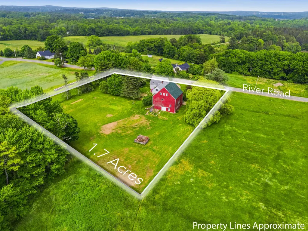 712 River Road Cushing ME 04563