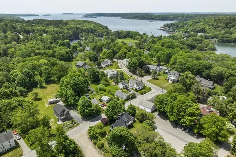 10 School Street Boothbay ME 04544