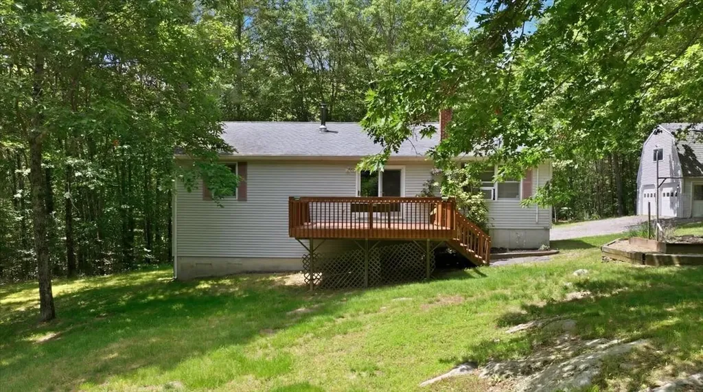53 Butler Hill Road Minot ME 04258