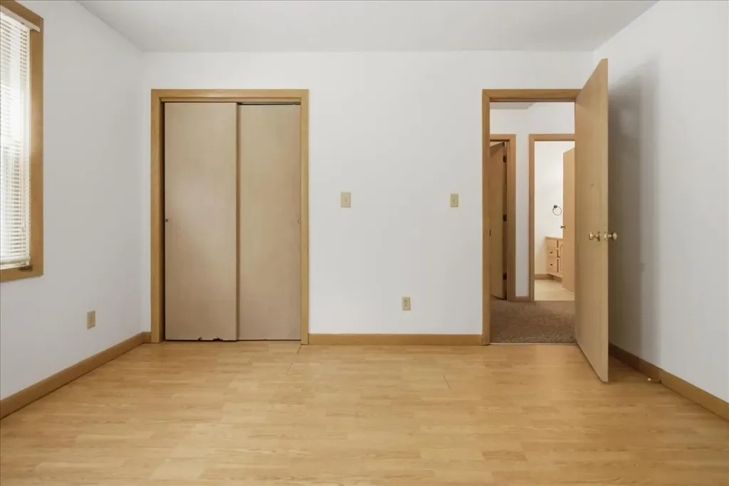 53 Butler Hill Road Minot ME 04258
