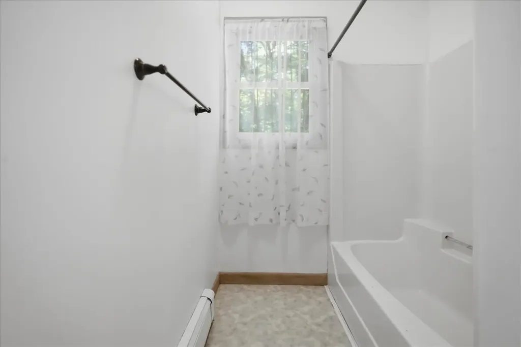 53 Butler Hill Road Minot ME 04258