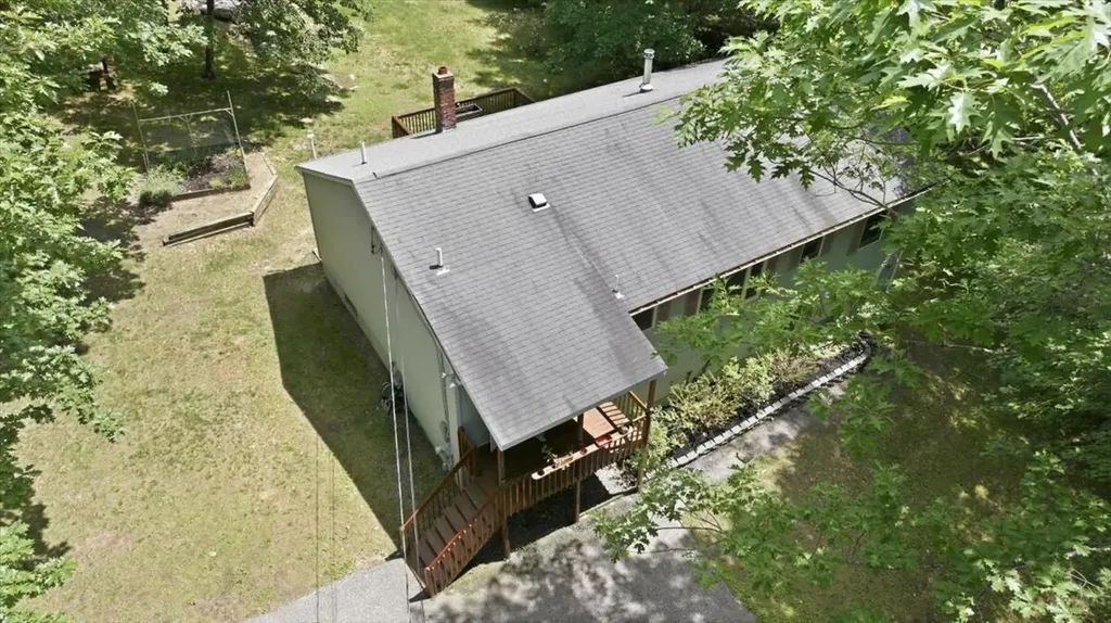 53 Butler Hill Road Minot ME 04258