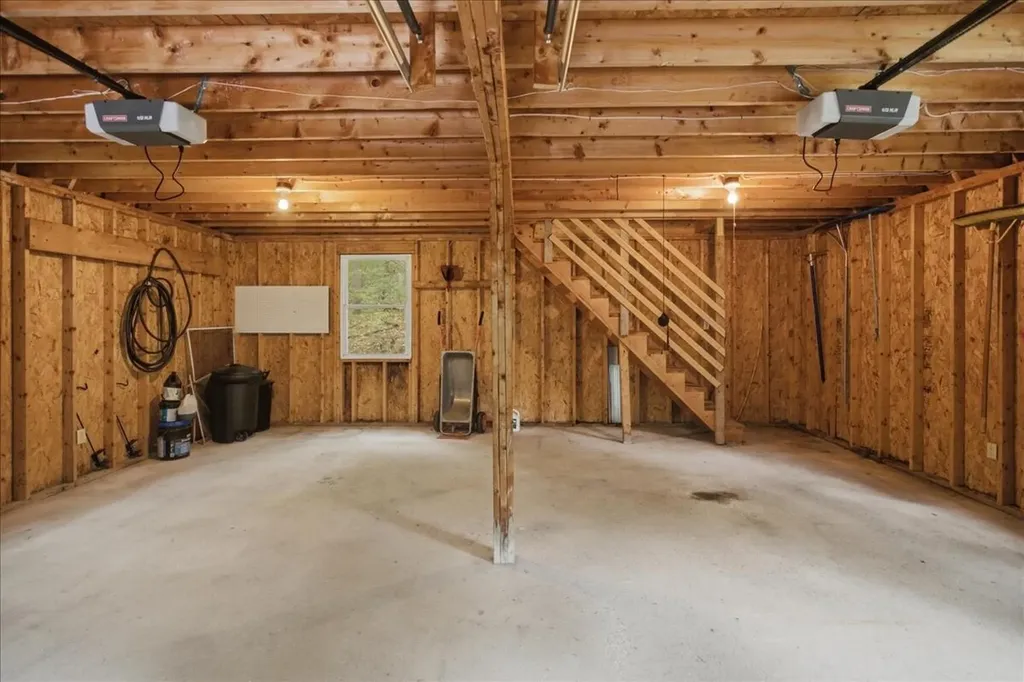 53 Butler Hill Road Minot ME 04258