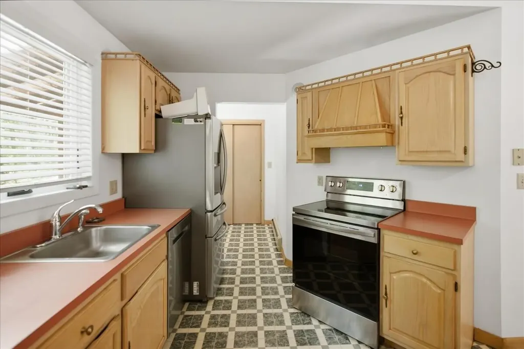 53 Butler Hill Road Minot ME 04258