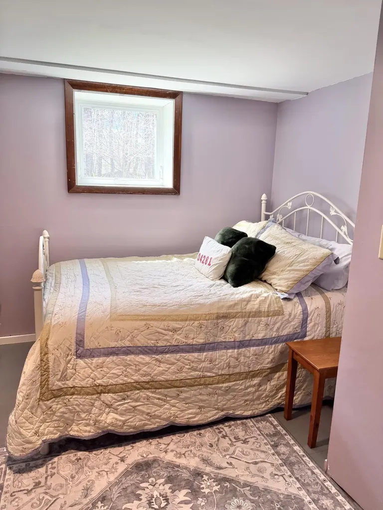 5 Boulder Avenue Paris ME 04281