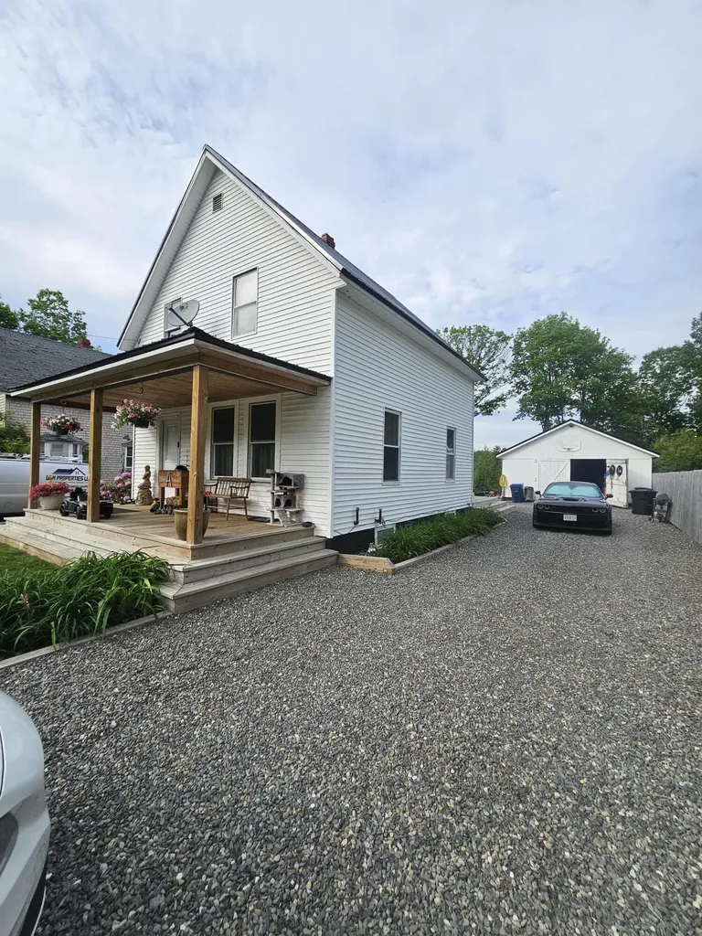 52 1st Street Milo ME 04463