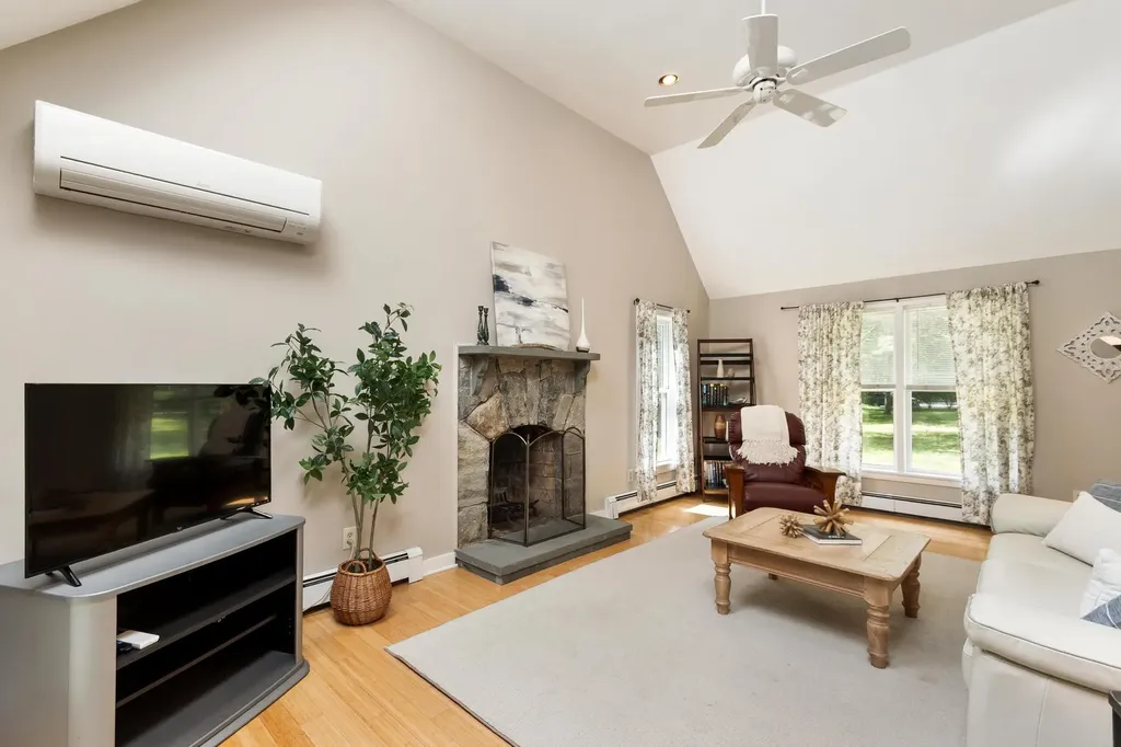 11 Rebecca Road Ogunquit ME 03907