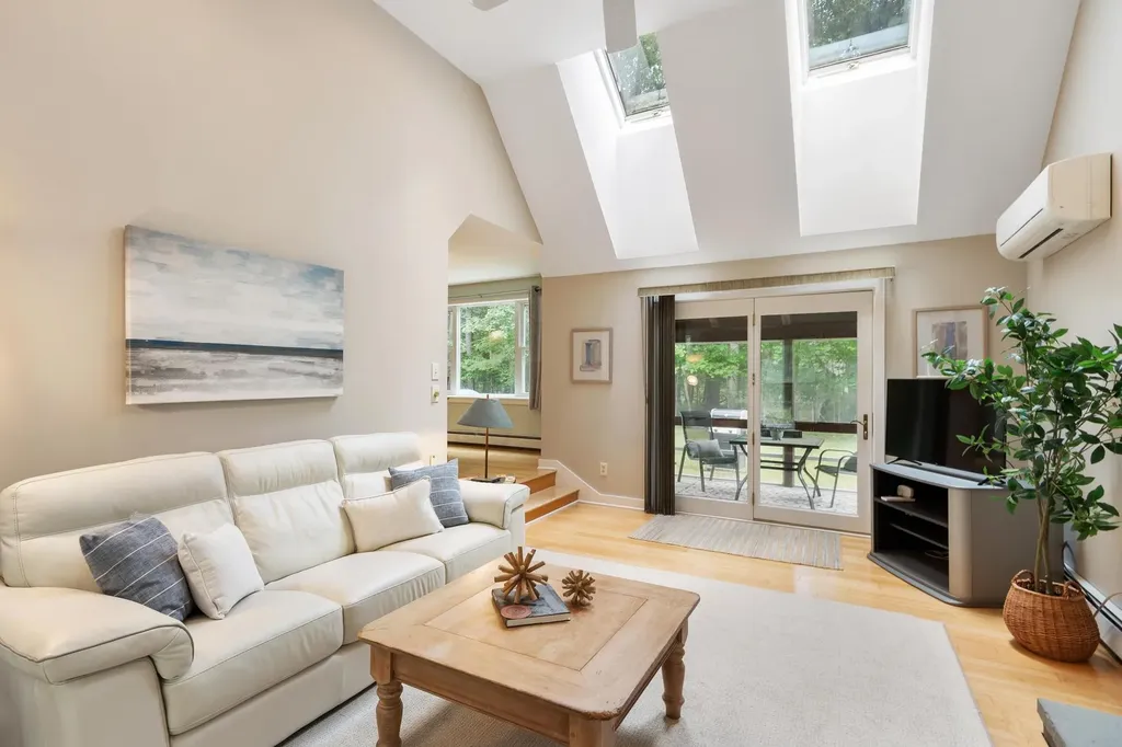 11 Rebecca Road Ogunquit ME 03907