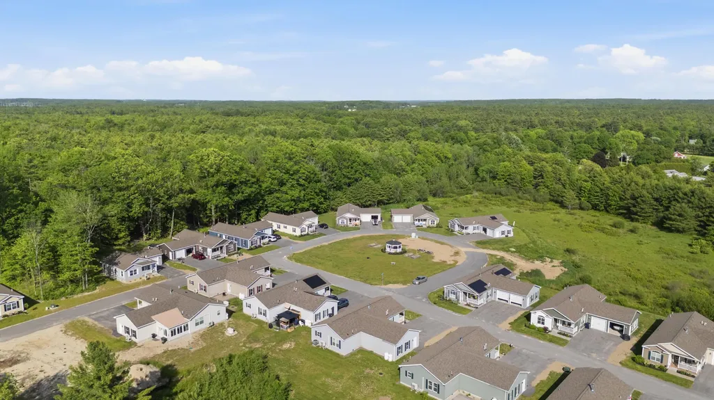 14 David Drive Scarborough ME 04074