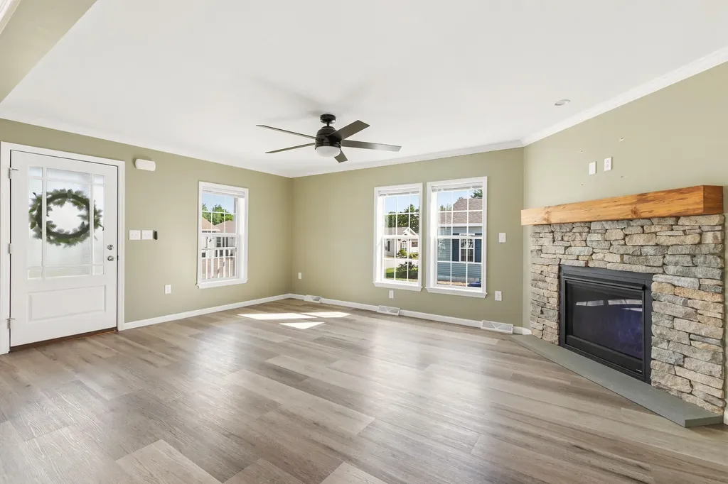 14 David Drive Scarborough ME 04074