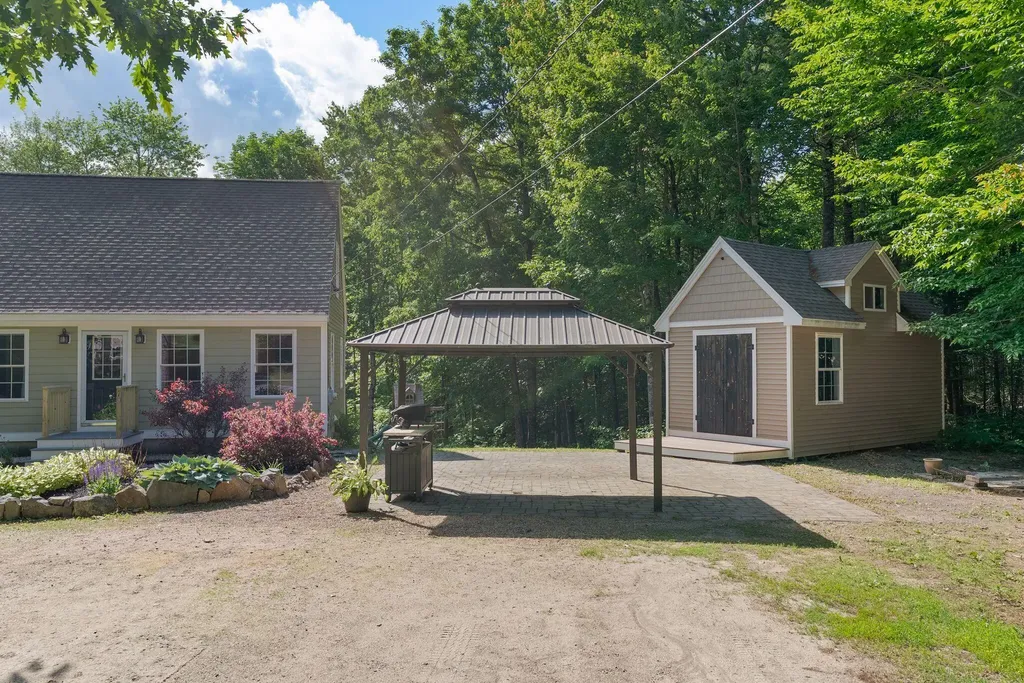 79 Lukes Road Casco ME 04015