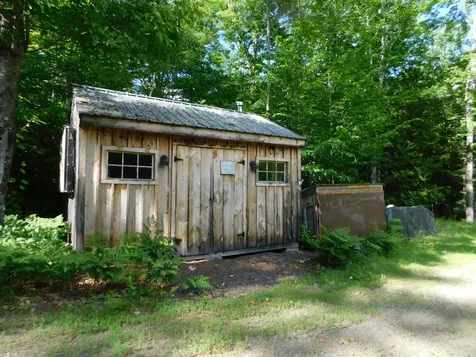 740 Hole In The Wall Road Solon ME 04979