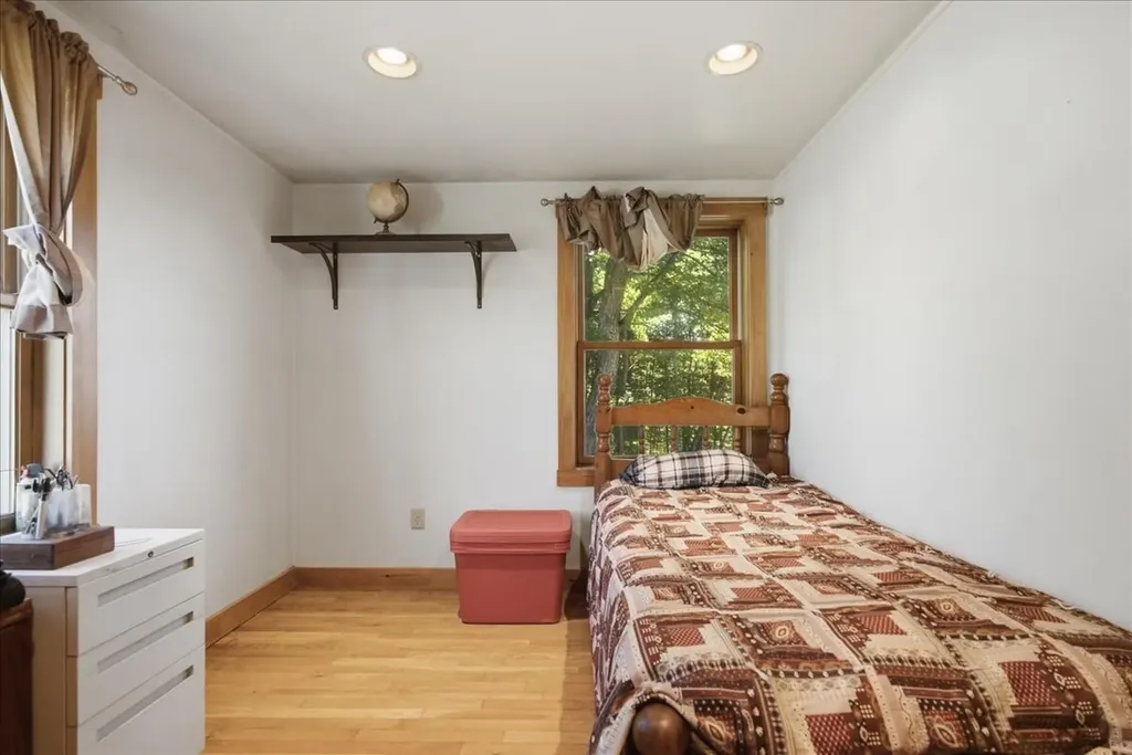 46 Abbott Hill Road West Paris ME 04289