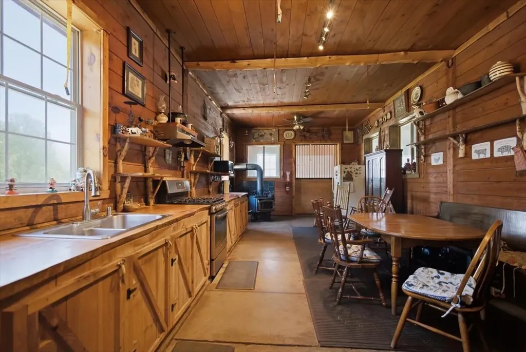 46 Abbott Hill Road West Paris ME 04289