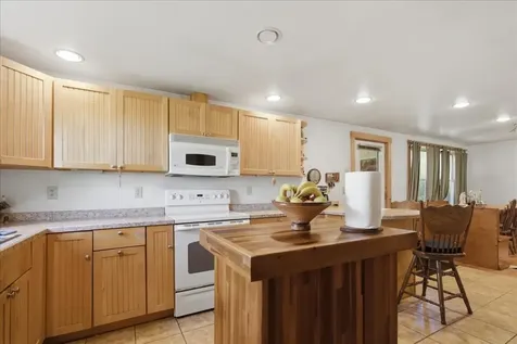 46 Abbott Hill Road West Paris ME 04289