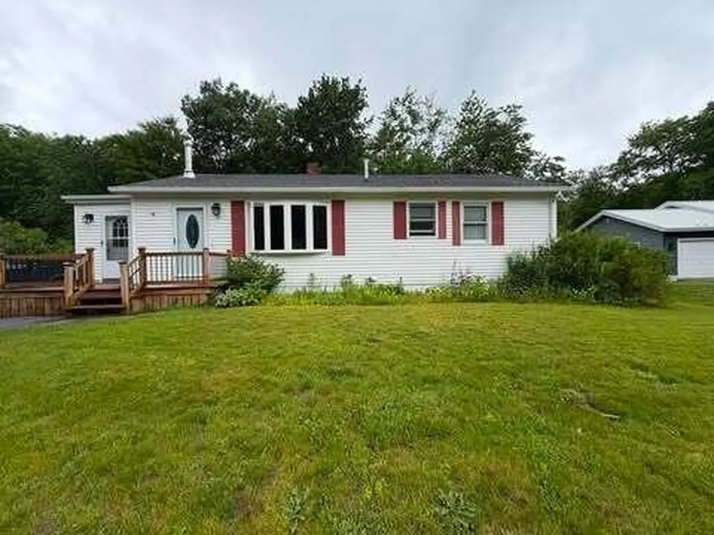 20 Faith Street Lisbon ME 04252