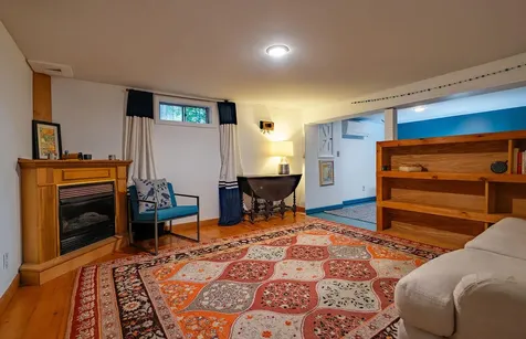 25 Range Road Brunswick ME 04011