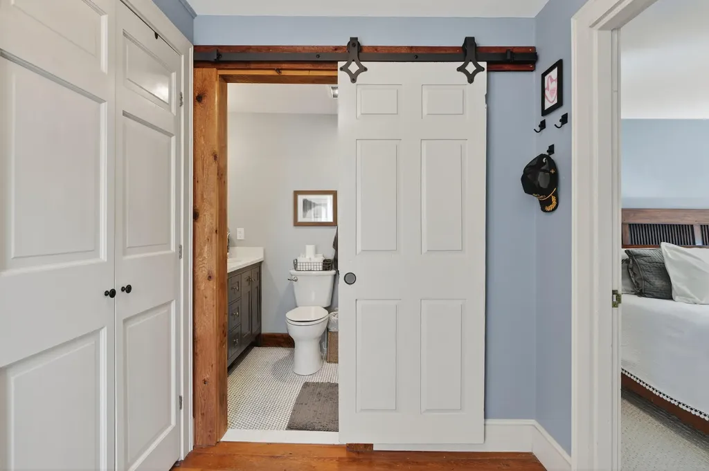160 Memorial Highway North Yarmouth ME 04097