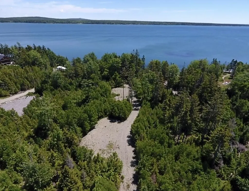 35 Peninsula Shores Road Gouldsboro ME 04624