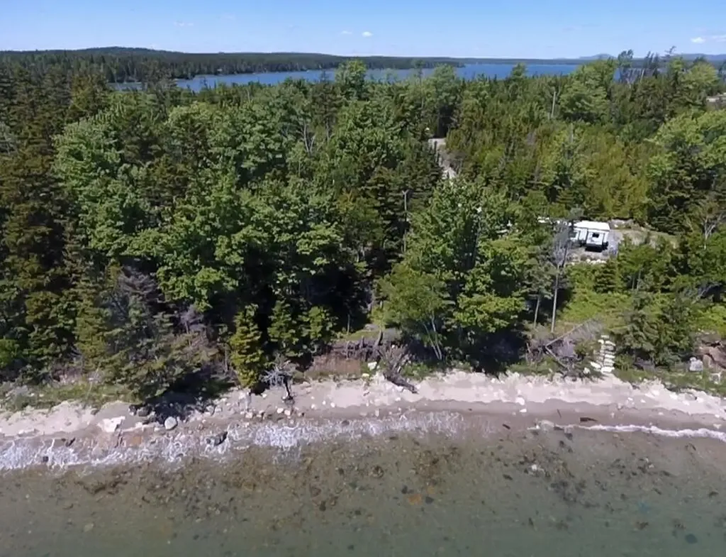 35 Peninsula Shores Road Gouldsboro ME 04624