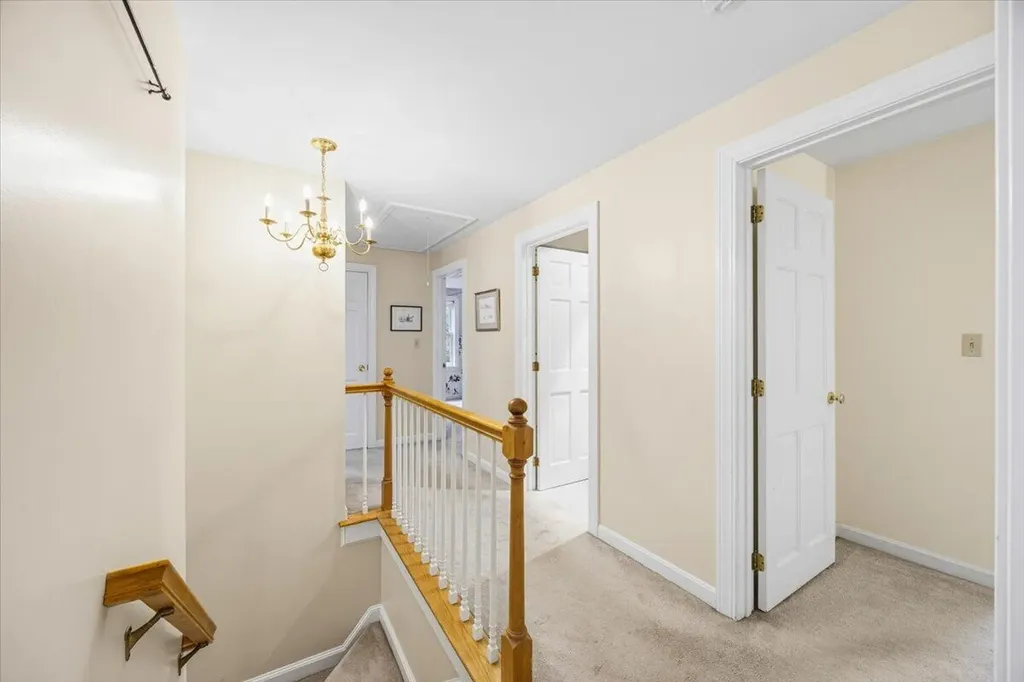 5 Winding Way Scarborough ME 04074
