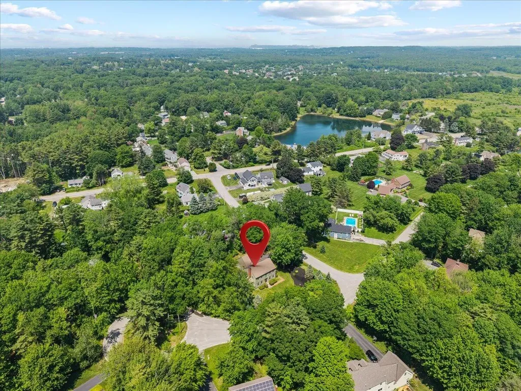 5 Winding Way Scarborough ME 04074