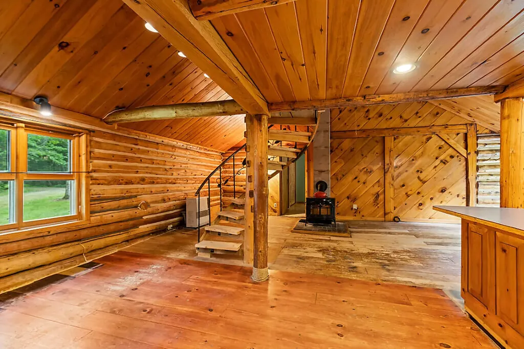 133 Glenn Harris Road New Sharon ME 04955