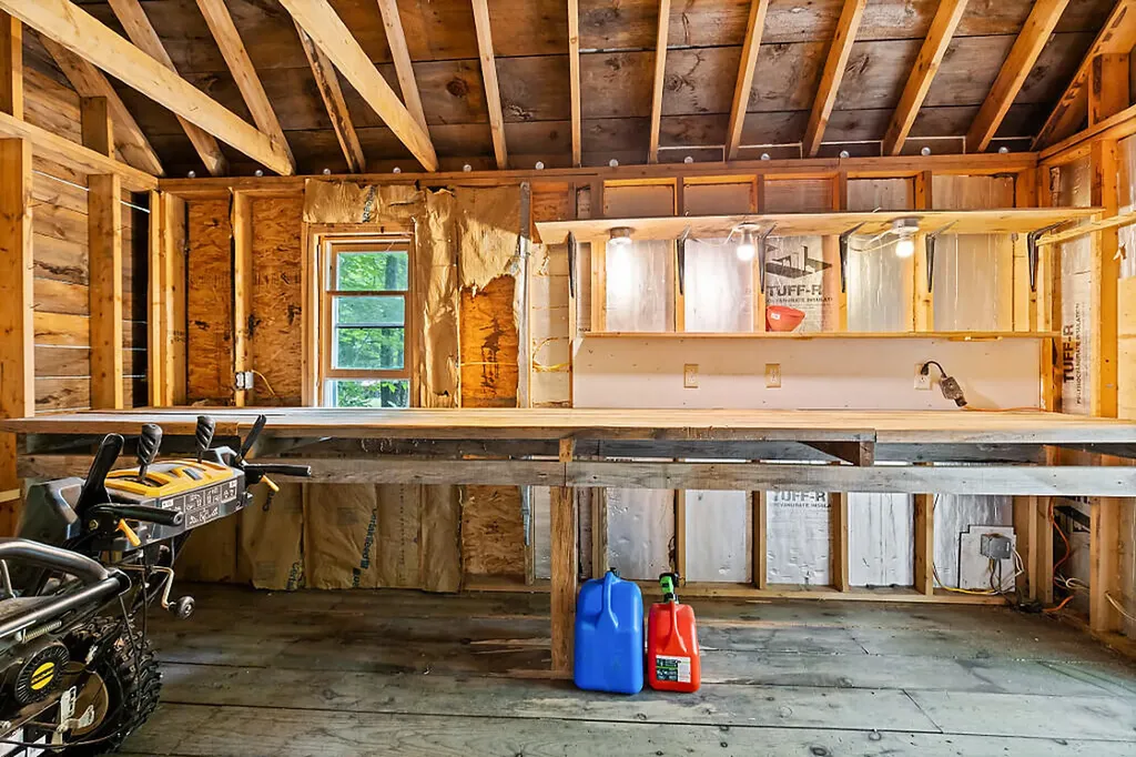 133 Glenn Harris Road New Sharon ME 04955