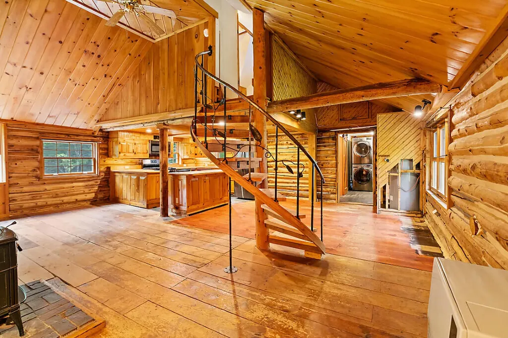 133 Glenn Harris Road New Sharon ME 04955