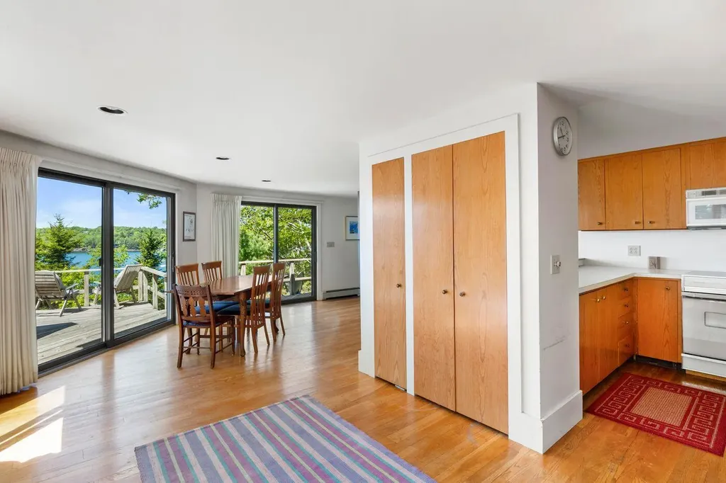 7 Loon Lane South Bristol ME 04568