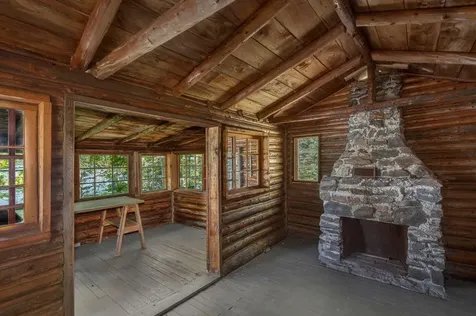 7 Loon Lane South Bristol ME 04568